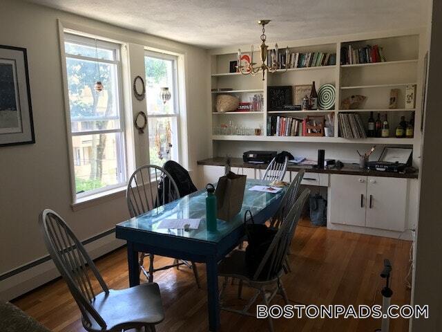 Building Photo - 312 Tappan St