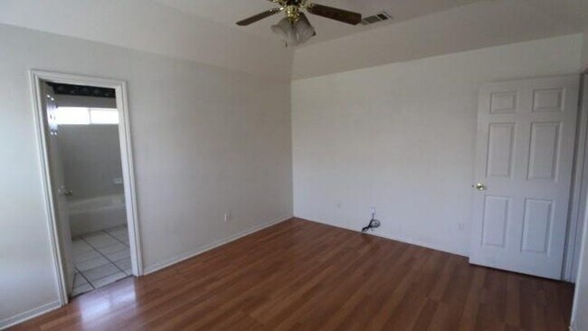 Building Photo - 4209 Adobe Dr