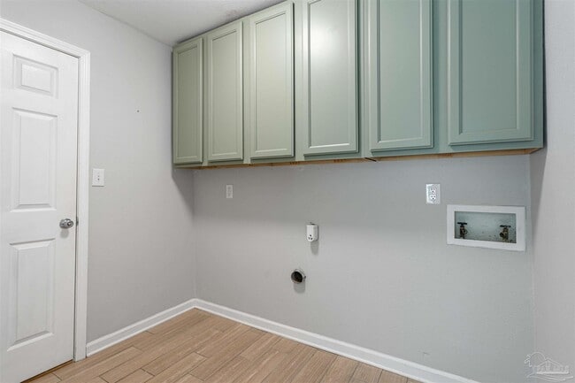 Building Photo - 3066 Rosa Del Villa Dr