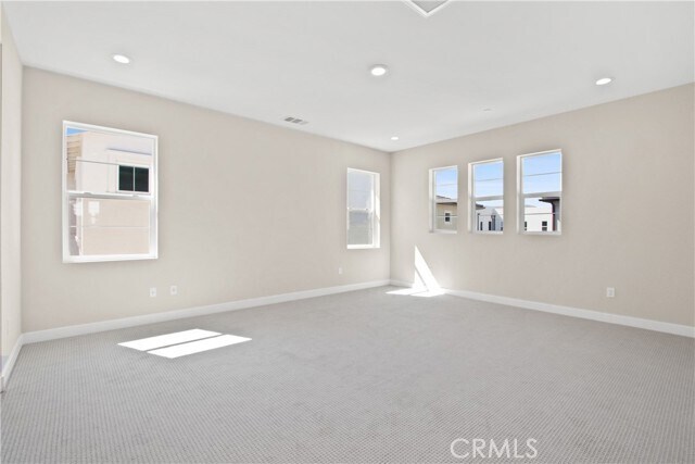 Building Photo - 200 Brackens