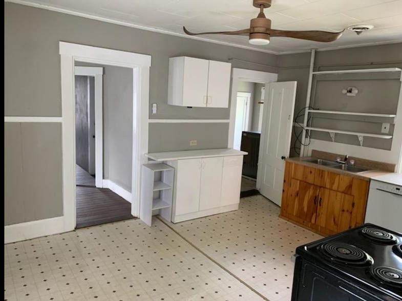 Building Photo - 36 Beal St