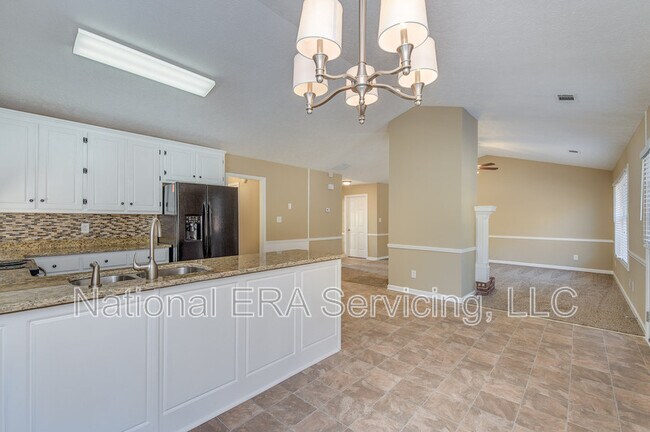 Building Photo - 35 Oak Ridge Ct