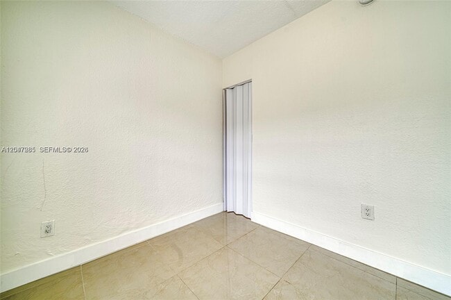 Building Photo - 1747 NW 40th St