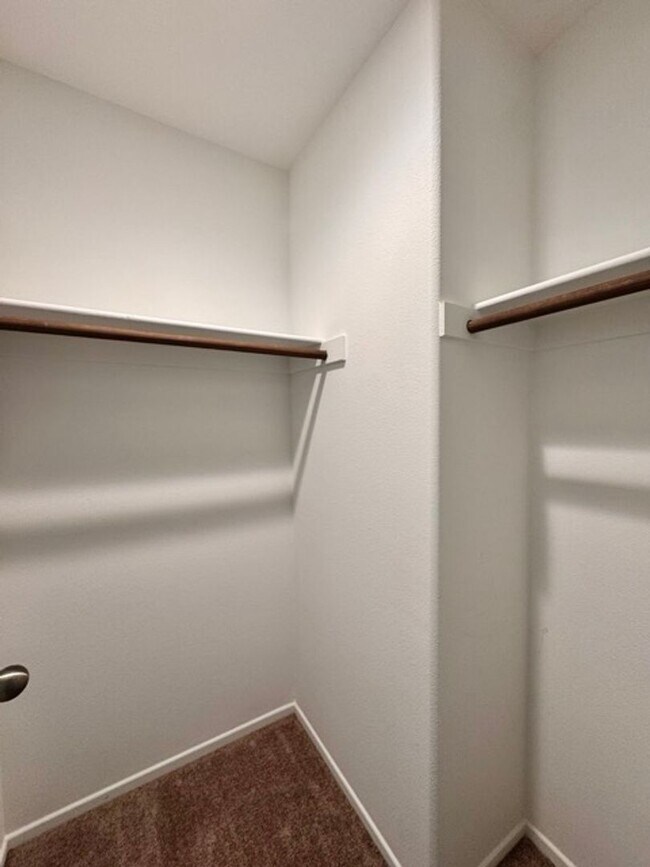 Building Photo - SOLAR INCLUDED! Stunning 3 Bedroom Home in...