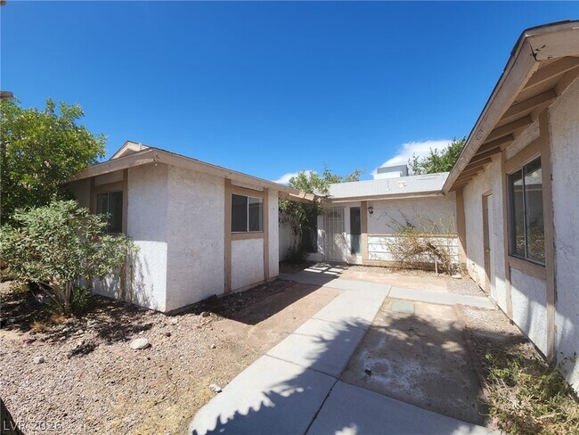 Building Photo - 6232 Espinosa Ave