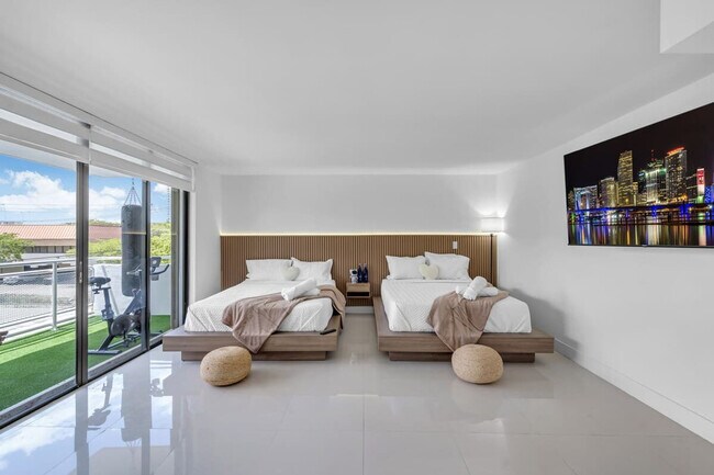 Building Photo - 468 Golden Isles Dr