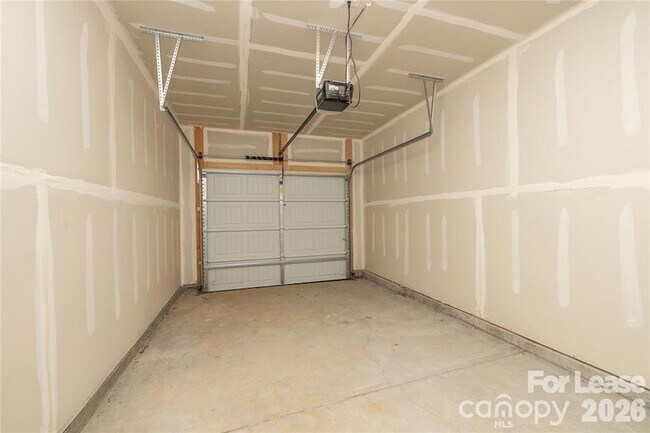 Building Photo - 1419 Amhurst St