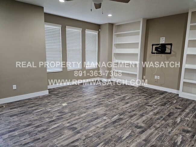 Building Photo - MOVE IN SPECIAL 1/2 off 1st months rent 3 Bedroom 2.5 Bath plus Bonus Room Town Home in Daybreak