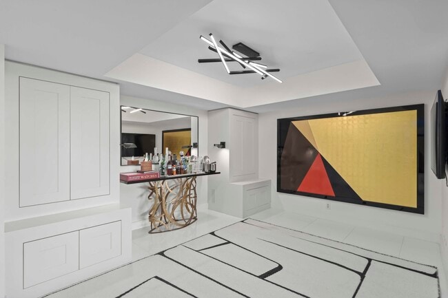 Building Photo - 3140 S Ocean Blvd