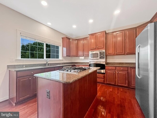 Building Photo - 8173 McCauley Way