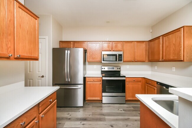 Building Photo - 17320 W Caribbean Ln