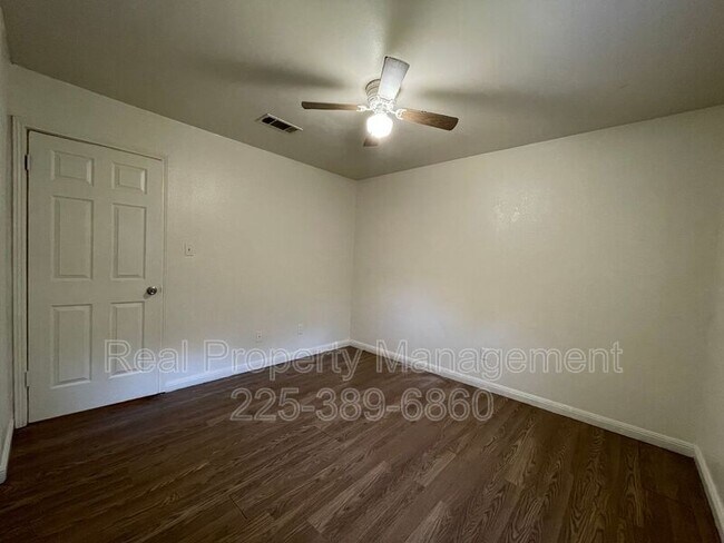 Building Photo - 750 Hospital Rd