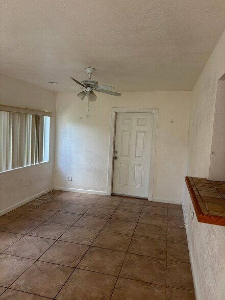 Building Photo - 3721 Brooklyn Ln