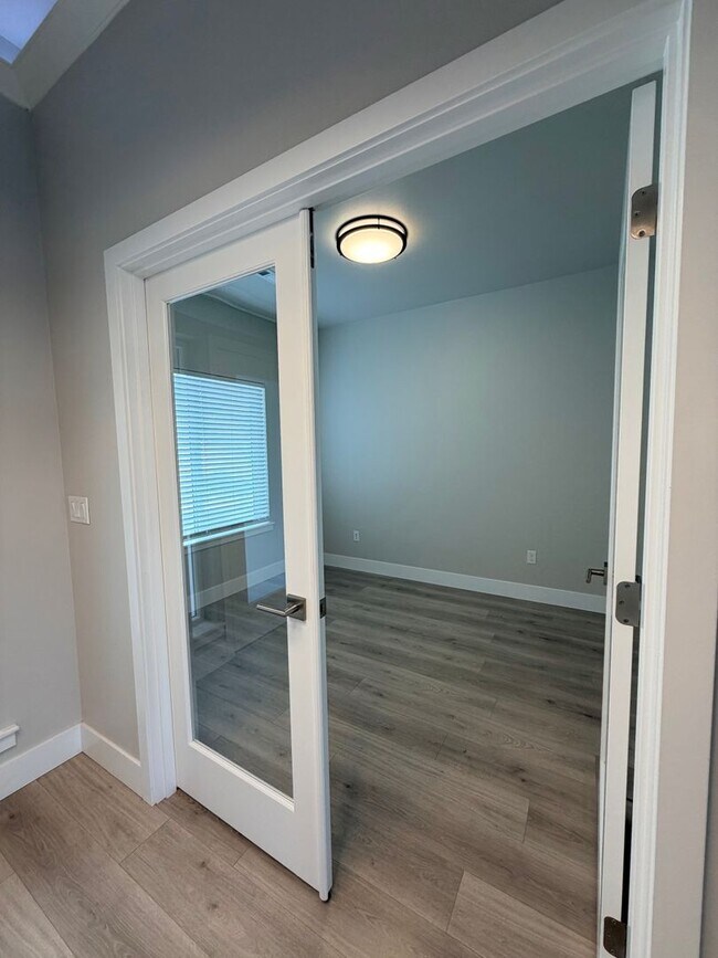 Building Photo - Gorgeous 4 bed, 2.5 ba in Richland's Westcliffe Neighborhood