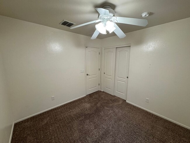 Building Photo - 3 Bedroom - 2 Bath - 2 Car Garage - Green Valley, AZ