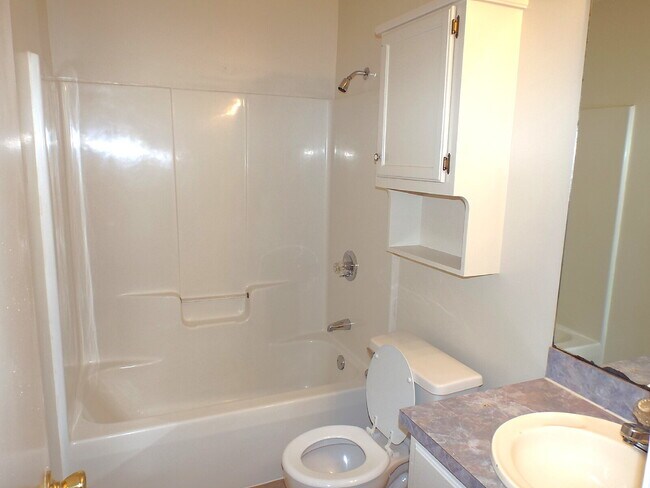 Building Photo - Spacious 2-Story Home with Fenced Yard and...