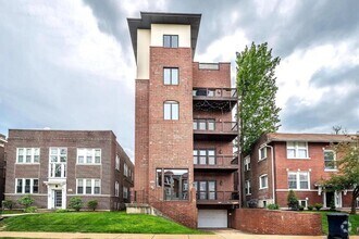 Building Photo - Cates Ave Fourplex