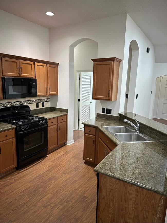 Building Photo - 3908 Pawnee Creek Ct