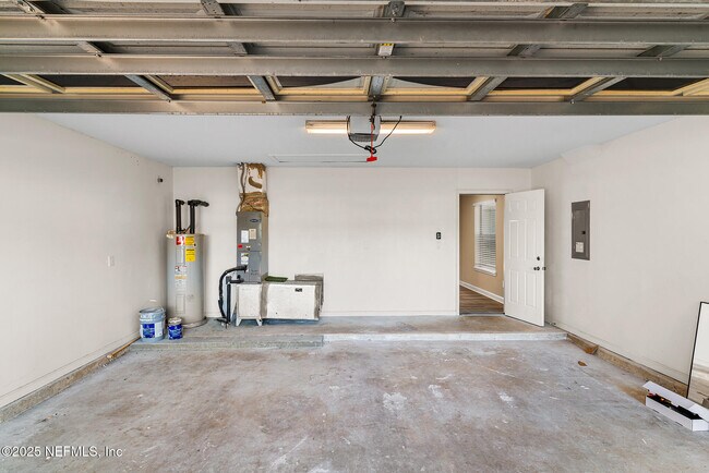 Building Photo - 452 Dutton Island Rd W