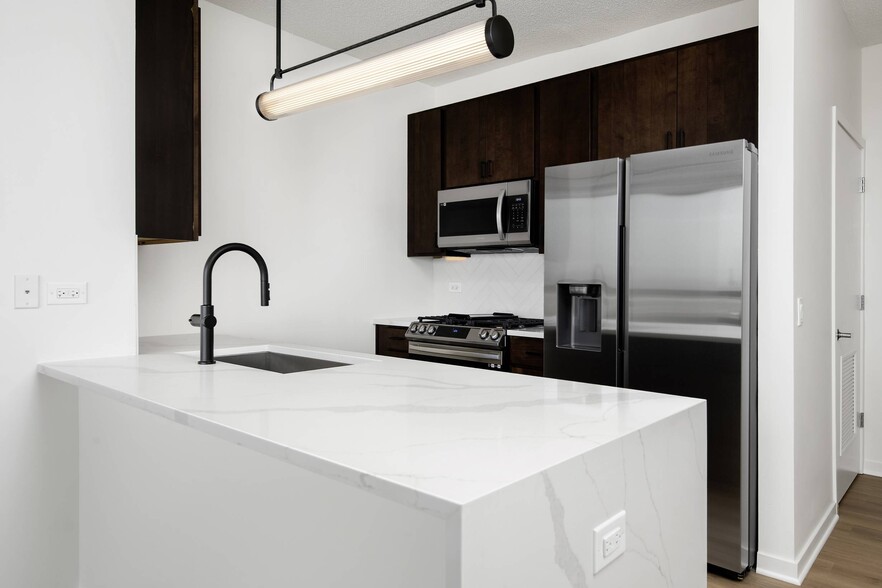 Building Photo - K2 Apartments