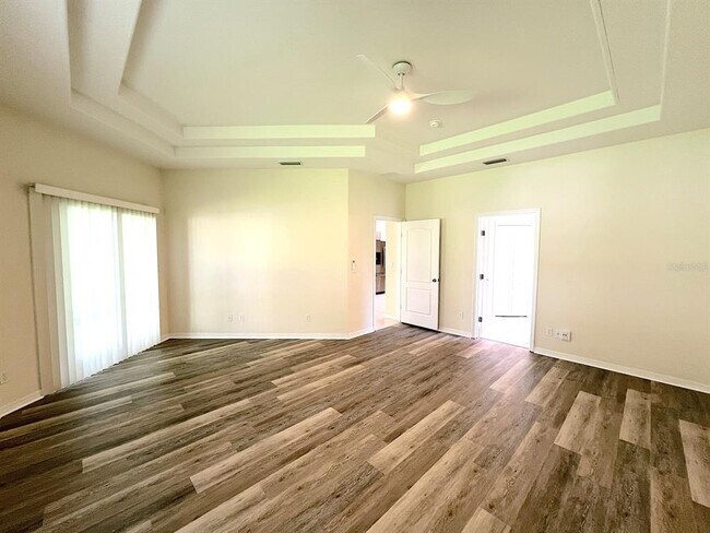 Building Photo - 16 Zorlou Ct