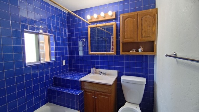 Building Photo - Newly Remodeled 4 Bed 3 Bath in Chula Vist...