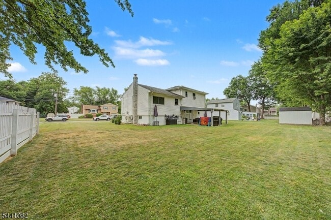 Building Photo - 23 Distler Ave