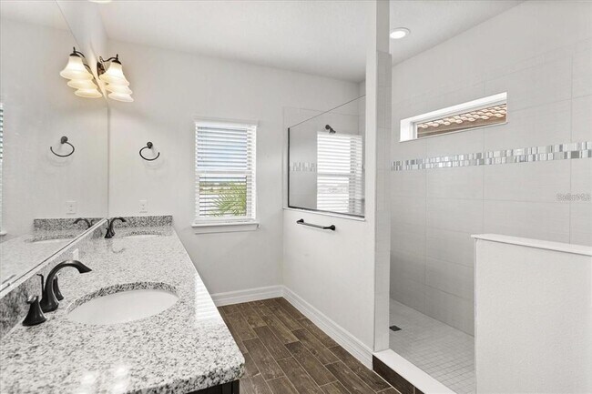 Building Photo - 10854 Lemon Lake Blvd