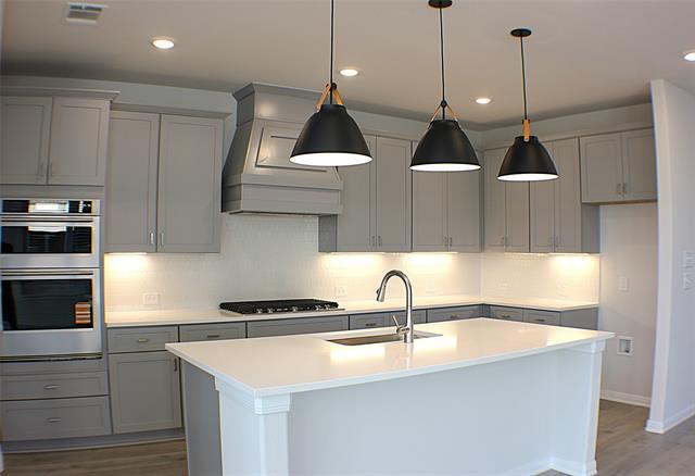 Building Photo - 14461 Mietner St