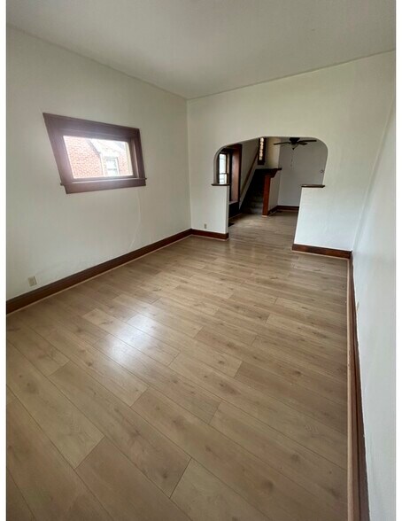 Entry into the duplex - 209 1/2 Maple St