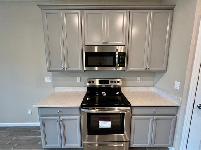 Building Photo - Lagoon Life + Luxury Living in St. Johns County - Beachwalk Townhome on the water!