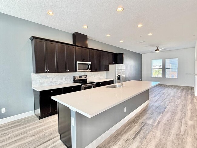 Building Photo - 8200 Elion St