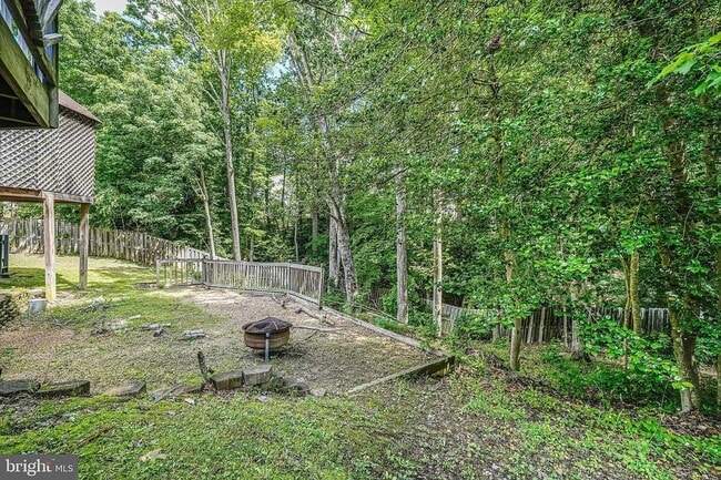 Building Photo - 7 Apple Blossom Ct