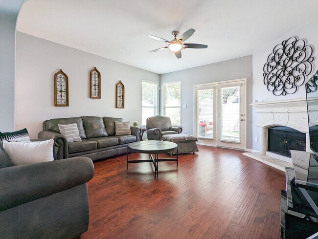 Building Photo - 6810 Summer Bridge Ln