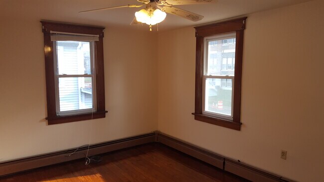 Primary Bedroom (3) - 59 Park Ave