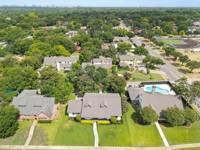 Building Photo - 13455 Mill Grove Ln