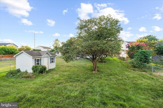 Building Photo - 841 Briar Ct