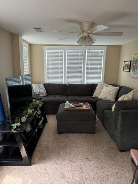 Family Room - 126 S Haviland Ave
