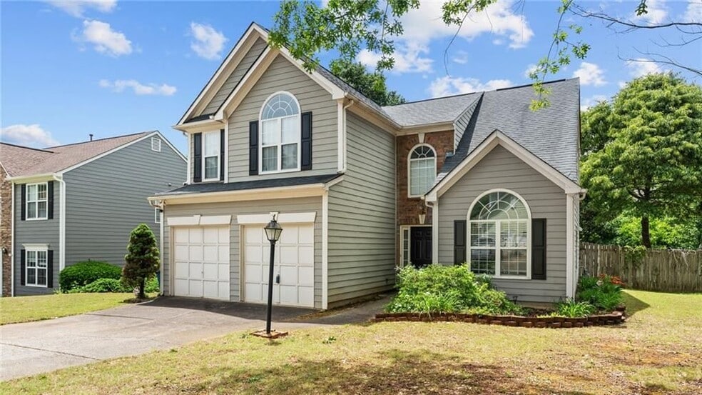 Building Photo - 450 Manor Glen Dr