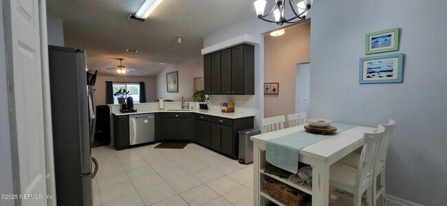 Building Photo - 1763 Covington Ln