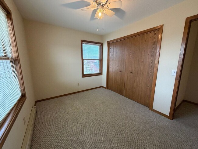 Building Photo - Two Bedroom Apartment - Upper Unit. Byron Center Schools!