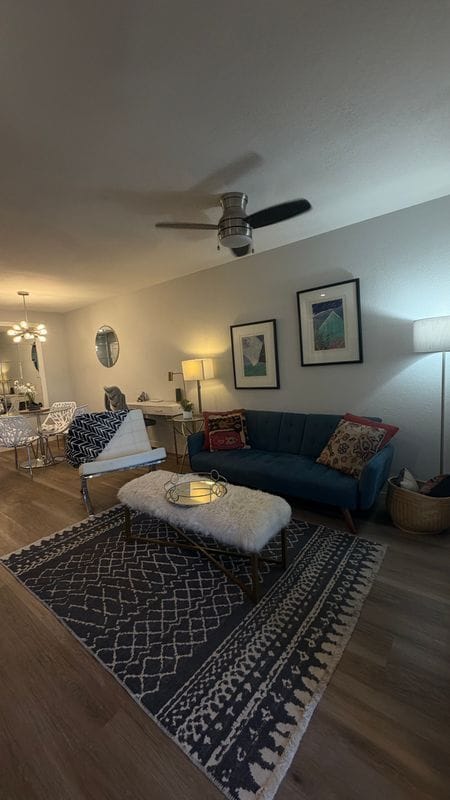 Building Photo - 2801 N Los Felices Rd