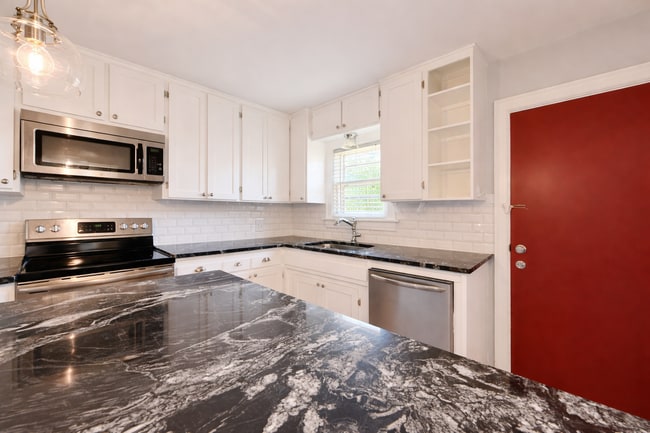 Building Photo - 2812 NW 18th St