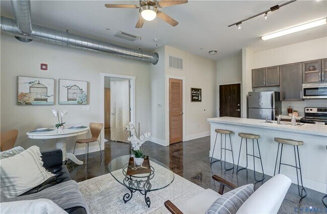 Building Photo - Now Available – Partially Furnished Luxury Condo with Rooftop Terrace | Ideal for Incoming VCU St...