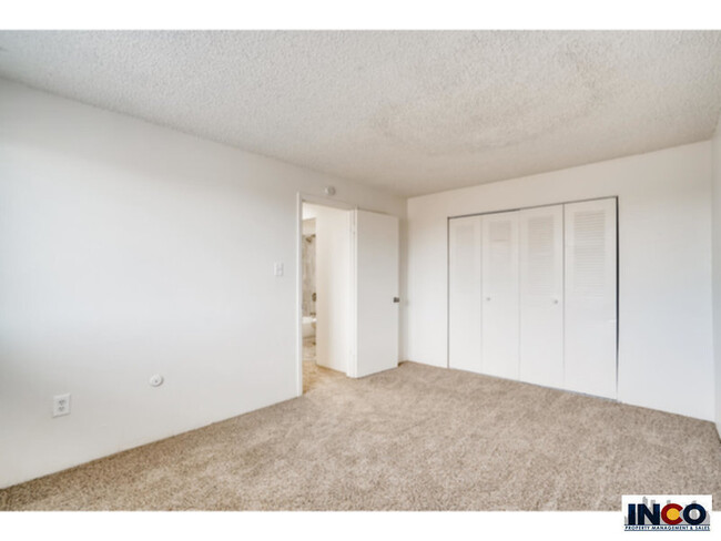 Building Photo - 3680 S Lowell Blvd
