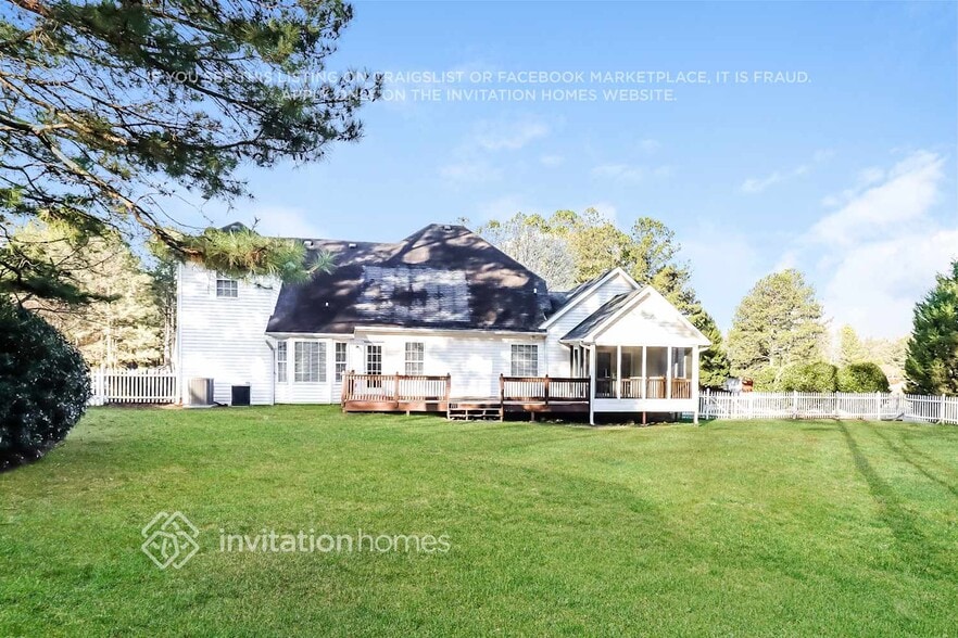 Building Photo - 23 Ivy Chase Way