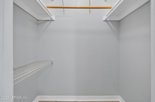 Building Photo - 10200 Belle Rive Blvd