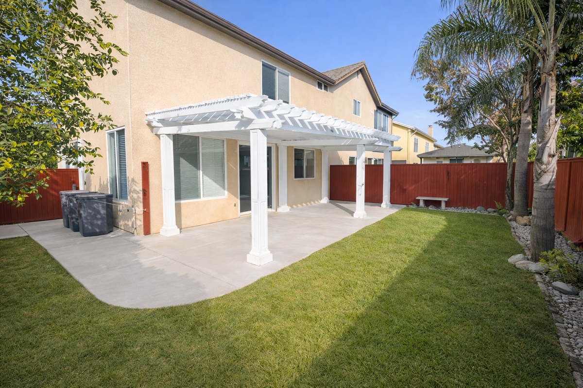 Building Photo - 1014 Vaquero Dr