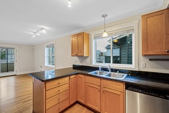 Building Photo - 1317 N 88th St