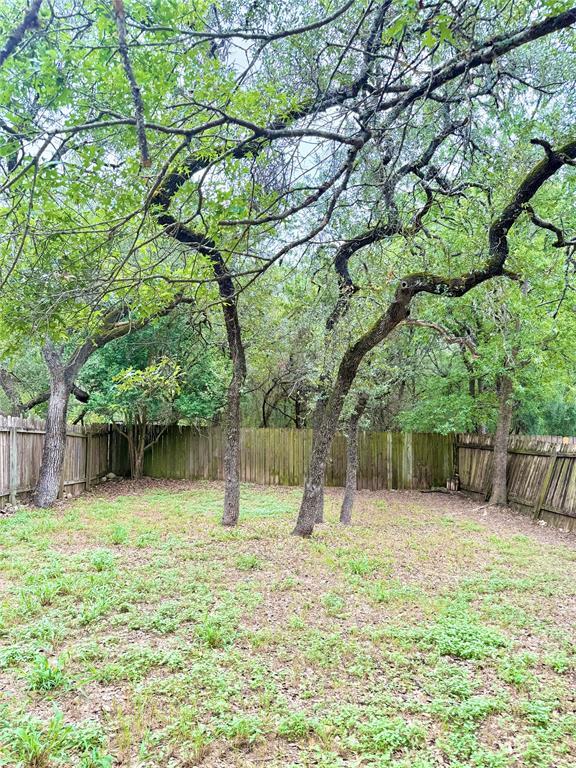 Building Photo - 9901 Hundred Oaks Cir